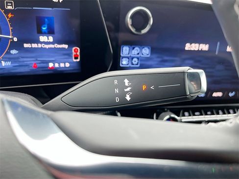 Used 2024 Chevrolet Blazer EV LT image 16