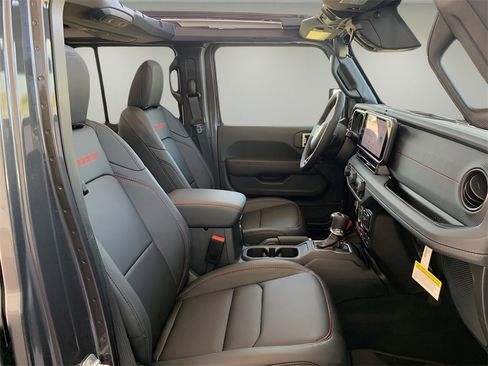 New 2025 Jeep Wrangler Rubicon image 29