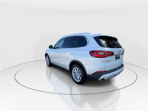Used 2022 BMW X5 xDrive40i w/ Premium Package AWD/4WD image 6