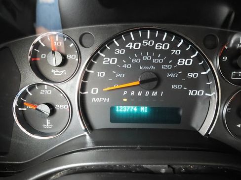 Used 2015 Chevrolet Express 3500 Extended image 10