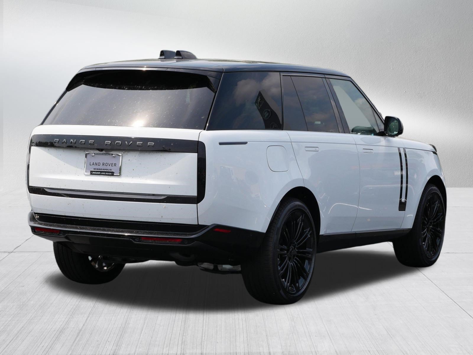 New 2026 Land Rover Range Rover SE AWD/4WD image 2
