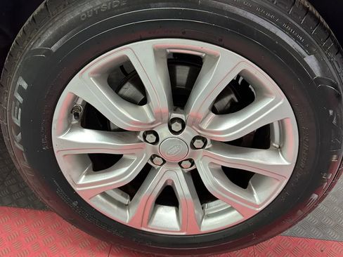 Used 2019 Land Rover Range Rover Evoque SE AWD/4WD image 36