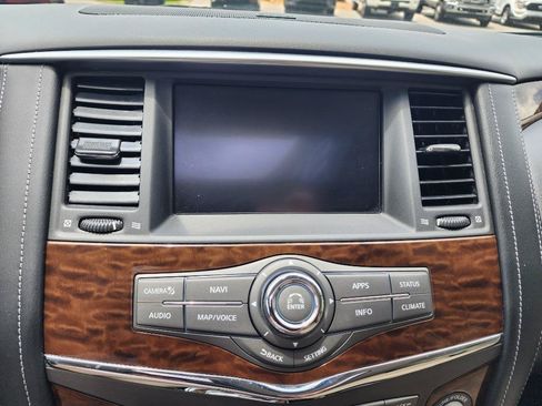 Used 2018 Nissan Armada Platinum w/ Captain Seat Package RWD image 20