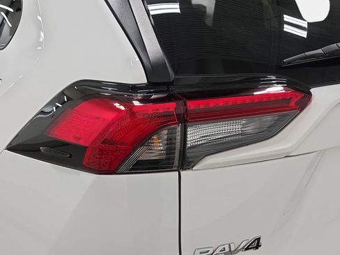 Certified 2023 Toyota RAV4 XLE image 28