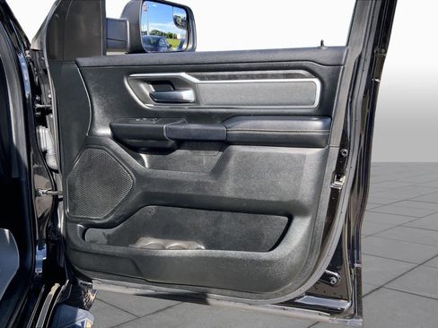 Used 2019 RAM 1500 Big Horn RWD image 23