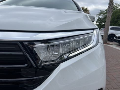 Used 2023 Honda Odyssey Touring image 6