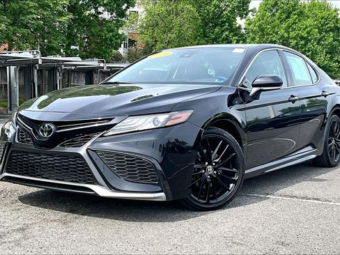 Used 2023 Toyota Camry XSE image 1