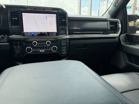 Used 2024 Ford F250 Lariat w/ Sport Appearance Package AWD/4WD image 35