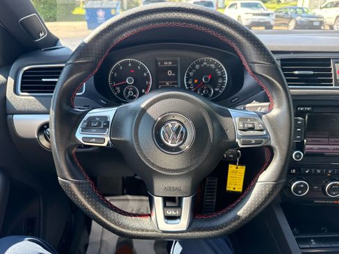 Used 2014 Volkswagen Jetta GLI Autobahn FWD image 19
