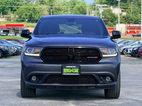 Used 2019 Dodge Durango SXT AWD/4WD image 3