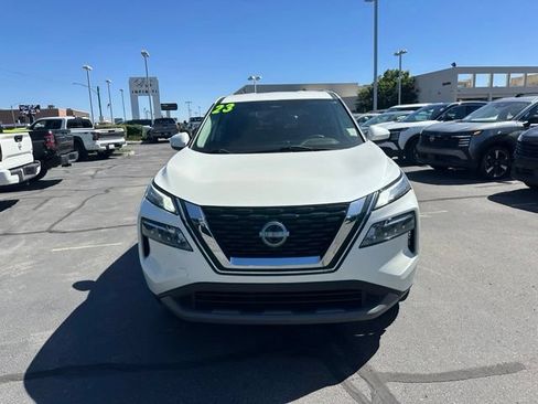 Used 2023 Nissan Rogue SV FWD image 4