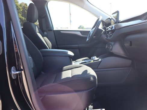 Used 2023 Ford Escape Active image 13