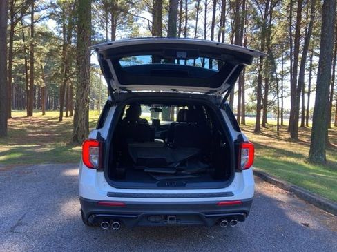 Used 2022 Ford Explorer ST w/ Equipment Group 401A image 19