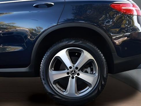 Used 2019 Mercedes-Benz GLC 300 4MATIC Coupe w/ Multimedia Package image 9