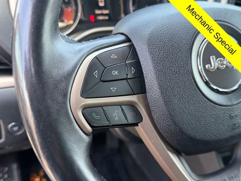 Used 2014 Jeep Cherokee Latitude w/ Comfort/Convenience Group AWD/4WD image 24