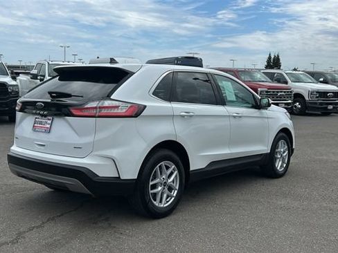 Certified 2022 Ford Edge SEL AWD/4WD image 3