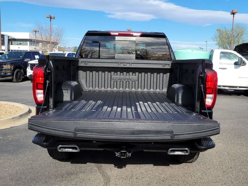 Used 2025 GMC Sierra 1500 Elevation w/ Preferred Package AWD/4WD image 12