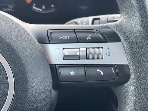 Certified 2025 Hyundai Tucson SEL image 28