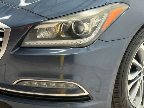 Used 2016 Hyundai Genesis 3.8 w/ Option Group 02 image 4