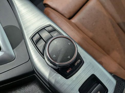 Used 2015 BMW 228i Convertible image 22