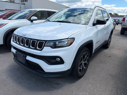 Used 2024 Jeep Compass Latitude