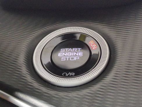 Used 2025 Jeep Grand Cherokee Laredo X w/ Luxury Tech Group I AWD/4WD image 37