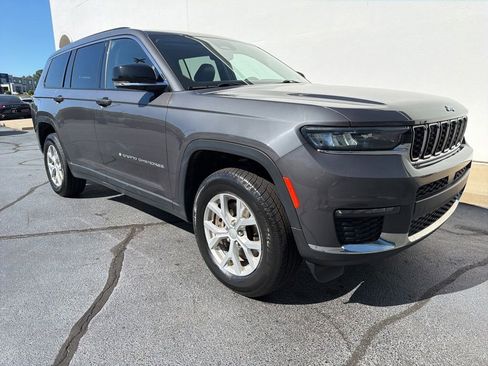 Certified 2023 Jeep Grand Cherokee L Limited AWD/4WD image 2