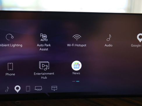 Used 2025 Cadillac Escalade Sport Platinum w/ LPO, ONYX Package image 33