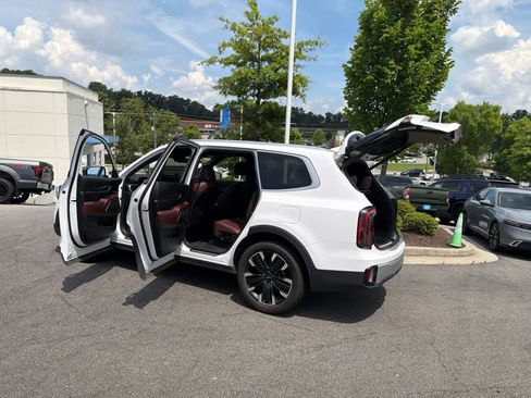 Used 2024 Kia Telluride SX Prestige AWD/4WD image 19