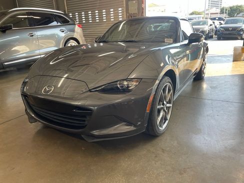 Used 2022 MAZDA MX-5 Miata RF Grand Touring RWD image 1