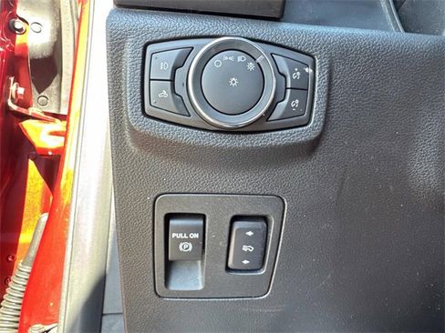 Used 2015 Ford F150 XLT w/ Equipment Group 302A Luxury image 19
