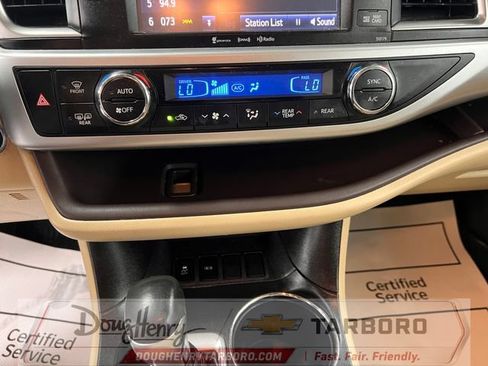 Used 2018 Toyota Highlander XLE FWD image 50
