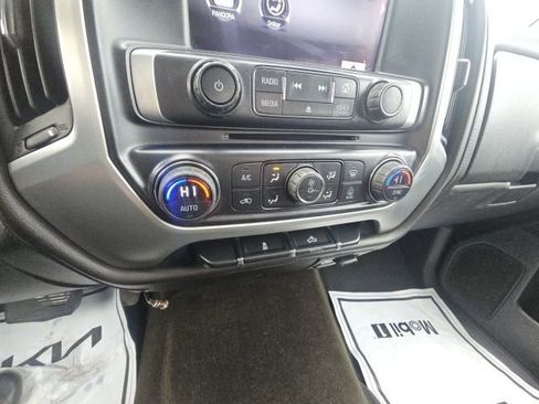 Used 2014 GMC Sierra 1500 SLE w/ SLE Value Package image 24