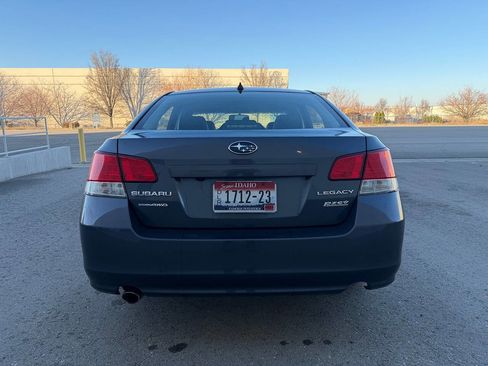 Used 2014 Subaru Legacy 2.5i Limited w/ Moonroof Package image 10