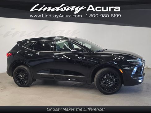 Used 2024 Chevrolet Blazer RS w/ Enhanced Convenience Package AWD/4WD image 3