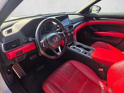 Used 2022 Honda Accord Sport image 9