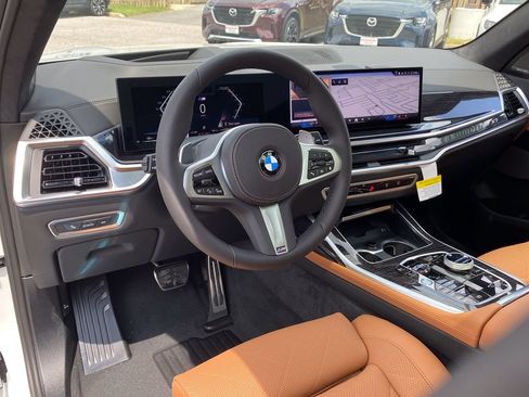 New 2027 BMW X7 xDrive40i w/ Executive Package AWD/4WD image 17