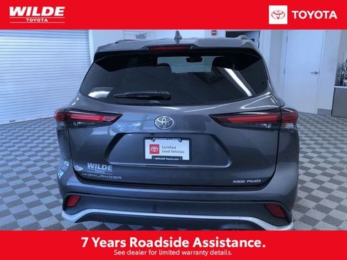 Certified 2025 Toyota Highlander XSE AWD/4WD image 5