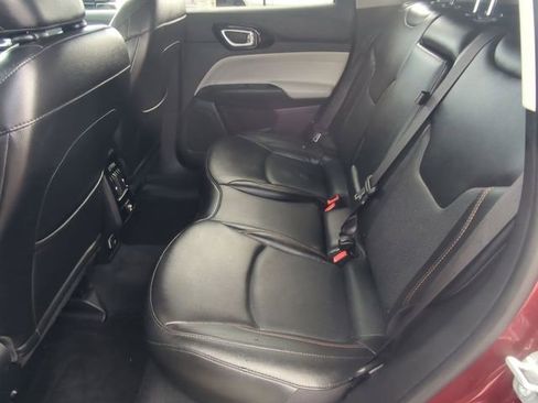 Certified 2022 Jeep Compass Limited image 21