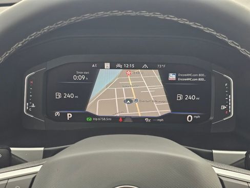 Used 2023 Volkswagen Atlas SEL image 18