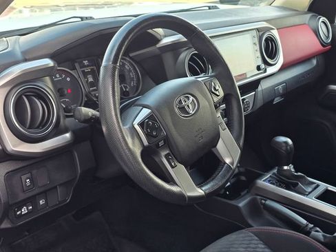 Used 2023 Toyota Tacoma SR5 w/ SR5 Appearance Package image 9