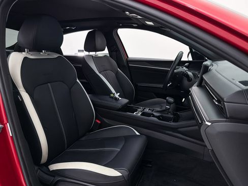 Certified 2025 Kia K5 GT-Line w/ GT-Line Premium Package FWD image 29