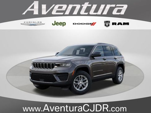 New 2026 Jeep Grand Cherokee Laredo X RWD image 1