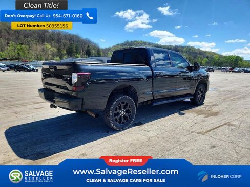Used 2019 Nissan Titan SL w/ Midnight Edition image 4