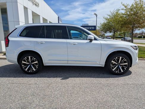 New 2026 Volvo XC90 B5 Core AWD/4WD image 3
