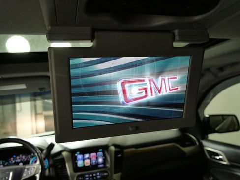 Used 2017 GMC Yukon Denali w/ Open Road Package AWD/4WD image 22