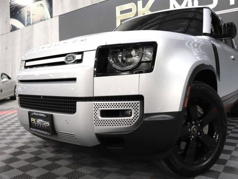 Used 2022 Land Rover Defender 110 SE AWD/4WD image 67