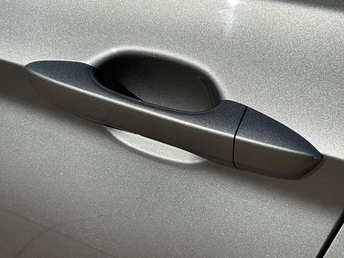 Used 2025 Volkswagen Jetta S image 10