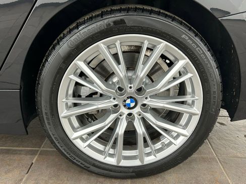 Used 2023 BMW 330i xDrive Sedan w/ Premium Package AWD/4WD image 36