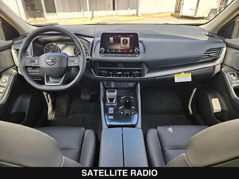 New 2026 Nissan Rogue SV FWD image 19